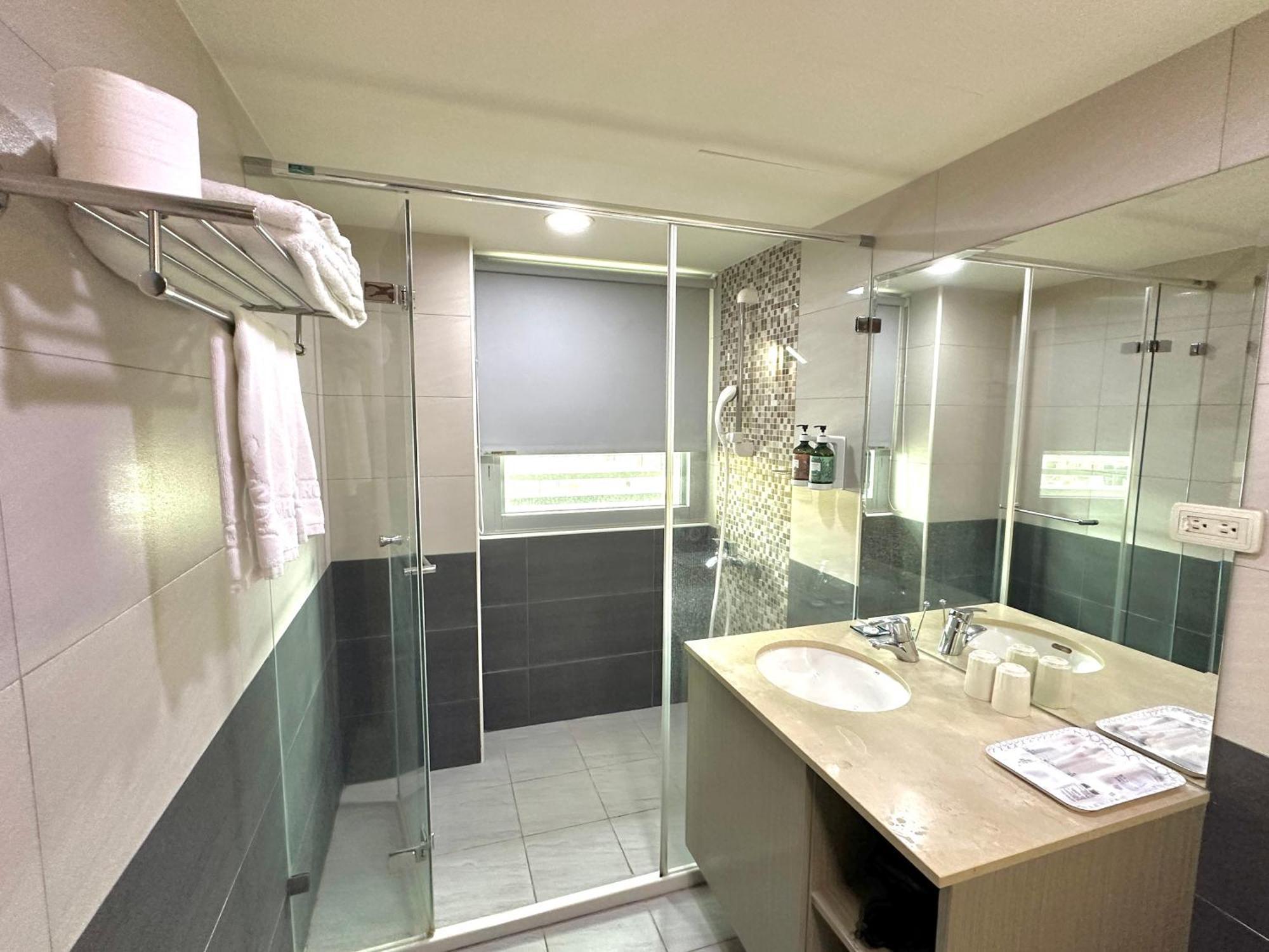 Mei Hotel Đài Trung Ngoại thất bức ảnh