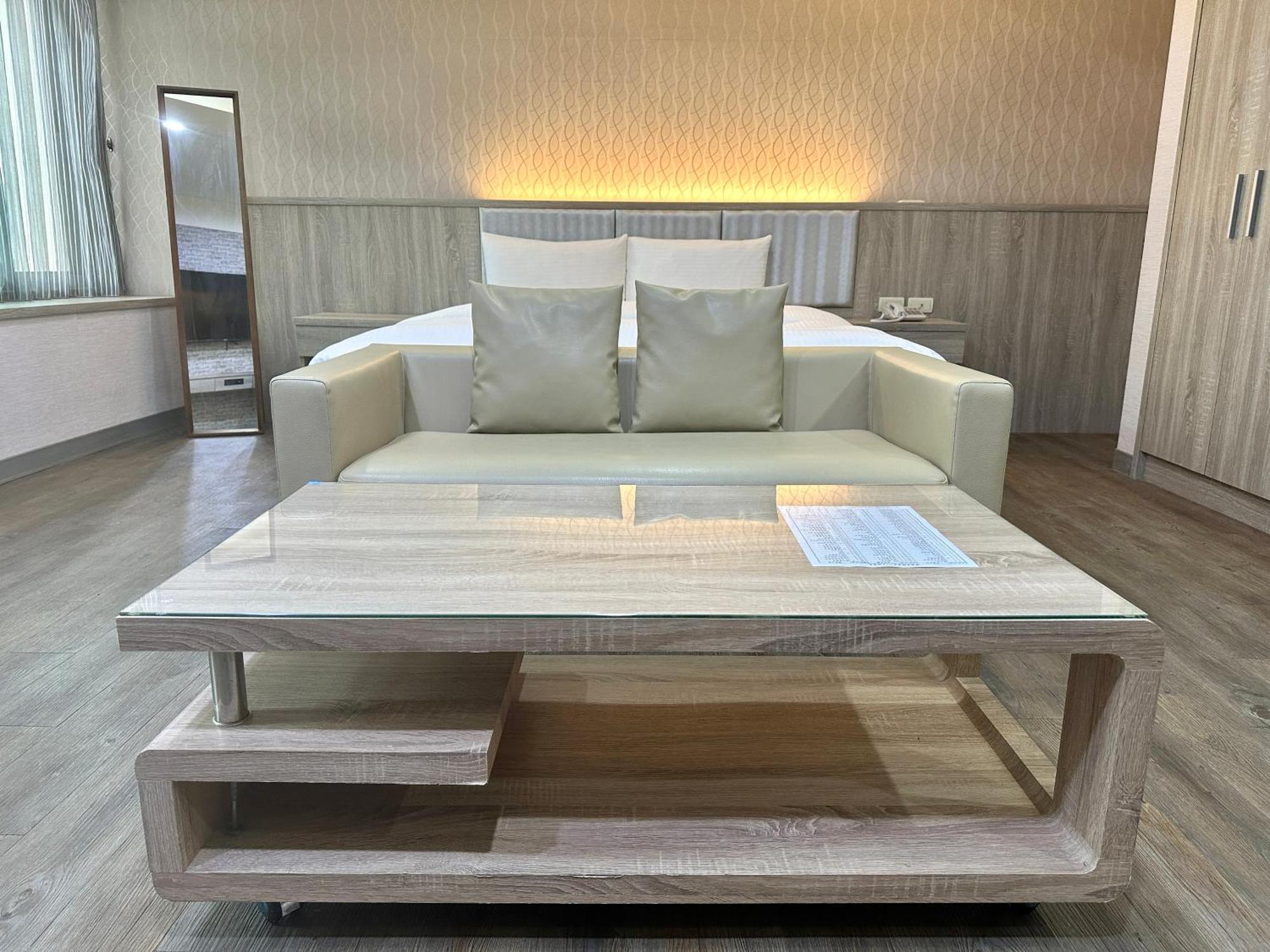 Mei Hotel Đài Trung Ngoại thất bức ảnh