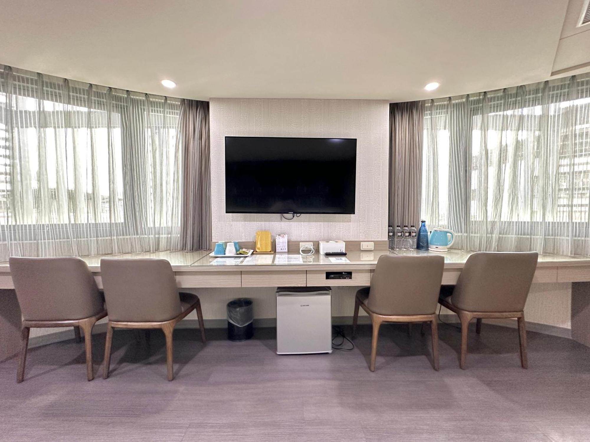 Mei Hotel Đài Trung Ngoại thất bức ảnh